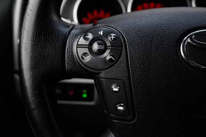 Toyota Tundra II с пробегом 2012 года, цена 4 600 000 рублей, 166195 км, offers.body_type.unknown, Автокод Объявления