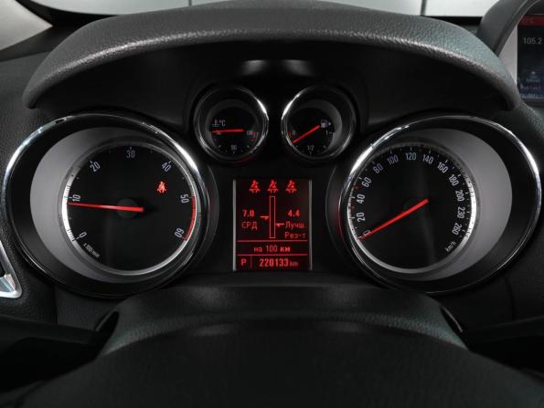 Opel Mokka I с пробегом 2014 года, цена 1 179 000 рублей, 220133 км, внедорожник, Автокод Объявления
