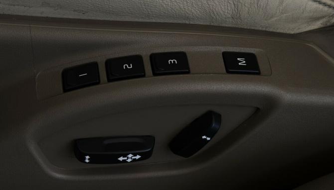 Volvo XC70 II Рестайлинг с пробегом 2013 года, цена 2 677 000 рублей, 99333 км, универсал, Автокод Объявления