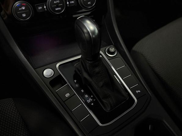 Volkswagen Jetta VII с пробегом 2020 года, цена 2 299 000 рублей, 30849 км, седан, Автокод Объявления