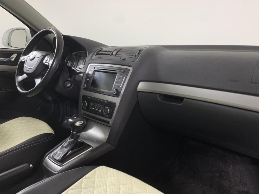 Skoda Octavia II (A5) Рестайлинг Москва  - изображение 13
