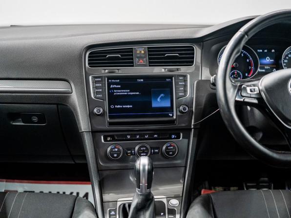 Volkswagen Golf VII с пробегом 2015 года, цена 1 695 000 рублей, 165940 км, универсал, Автокод Объявления