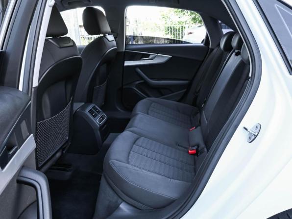 Audi A4 V (B9) с пробегом 2015 года, цена 2 025 000 рублей, 205187 км, седан, Автокод Объявления