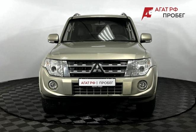 Mitsubishi Pajero IV Рестайлинг 1 с пробегом 2012 года, цена 1 350 000 рублей, 575049 км, внедорожник, Автокод Объявления
