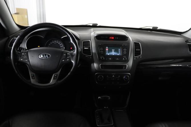 Kia Sorento II Рестайлинг с пробегом 2018 года, цена 2 279 990 рублей, 141711 км, внедорожник, Автокод Объявления