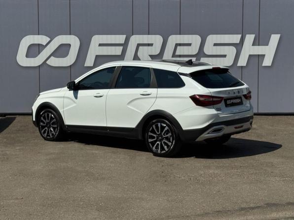 Lada (ВАЗ) Vesta I Рестайлинг (NG) с пробегом 2024 года, цена 1 749 000 рублей, 27921 км, универсал, Автокод Объявления