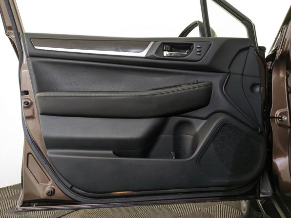 Subaru Outback V с пробегом 2017 года, цена 3 100 000 рублей, 76975 км, универсал, Автокод Объявления