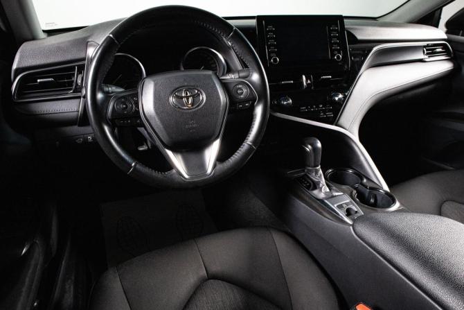 Toyota Camry VIII (XV70) Рестайлинг с пробегом 2021 года, цена 2 899 000 рублей, 51300 км, седан, Автокод Объявления