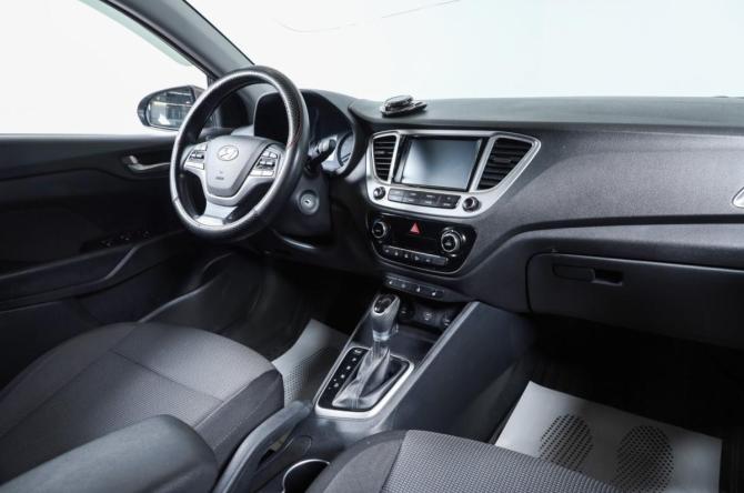 Hyundai Solaris II с пробегом 2019 года, цена 1 499 000 рублей, 83000 км, седан, Автокод Объявления