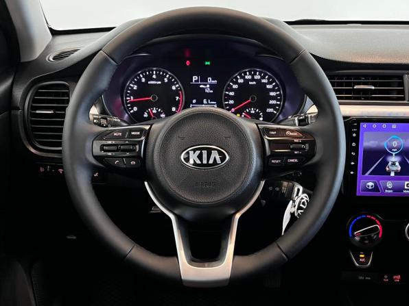 Kia Rio IV с пробегом 2018 года, цена 1 225 000 рублей, 206399 км, седан, Автокод Объявления
