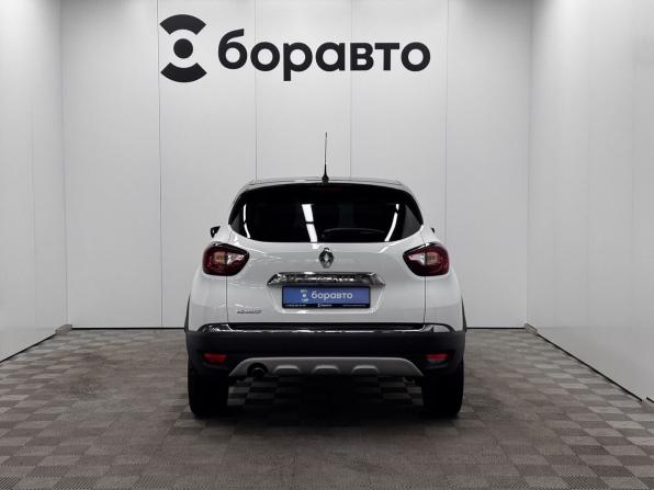Renault Kaptur I с пробегом 2018 года, цена 1 369 000 рублей, 147023 км, внедорожник, Автокод Объявления