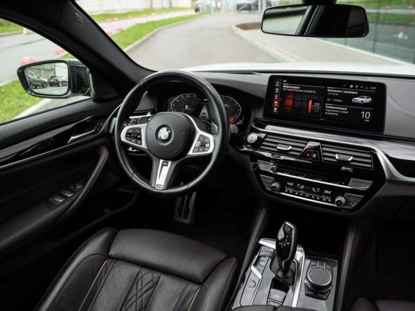 BMW 5 серии VII (G30/G31/G38) Рестайлинг с пробегом 2021 года, цена 5 569 000 рублей, 64586 км, седан, Автокод Объявления