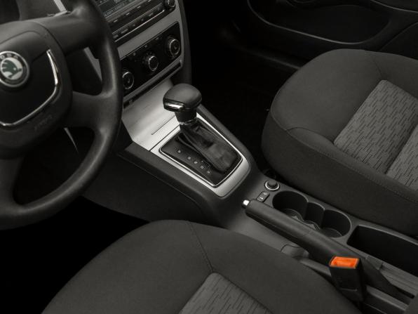 Skoda Octavia II (A5) Рестайлинг с пробегом 2011 года, цена 980 000 рублей, 165141 км, лифтбек, Автокод Объявления