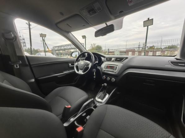 Kia Rio III Рестайлинг с пробегом 2017 года, цена 1 049 000 рублей, 196000 км, седан, Автокод Объявления
