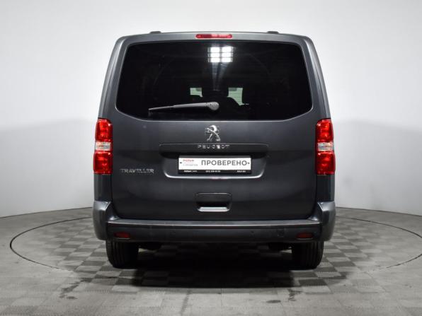 Peugeot Traveller I с пробегом 2018 года, цена 2 550 000 рублей, 123000 км, минивэн, Автокод Объявления