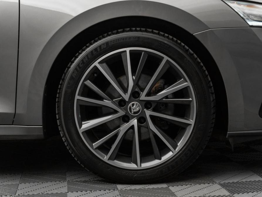 Skoda Octavia IV (A8) Москва  - изображение 26