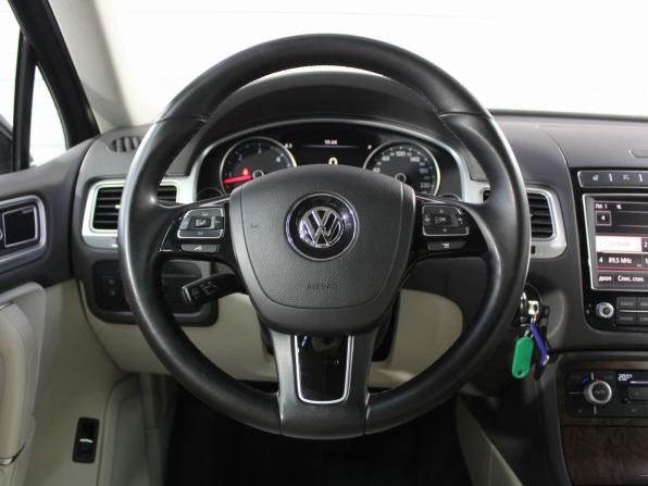 Volkswagen Touareg II Рестайлинг с пробегом 2016 года, цена 3 199 000 рублей, 148656 км, внедорожник, Автокод Объявления
