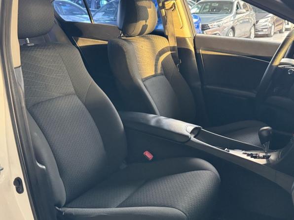 Toyota Avensis III с пробегом 2010 года, цена 1 030 000 рублей, 204550 км, седан, Автокод Объявления