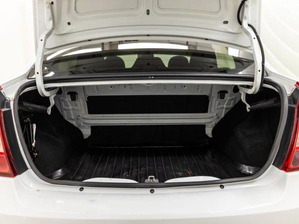 Renault Logan I Рестайлинг с пробегом 2015 года, цена 709 000 рублей, 56764 км, седан, Автокод Объявления