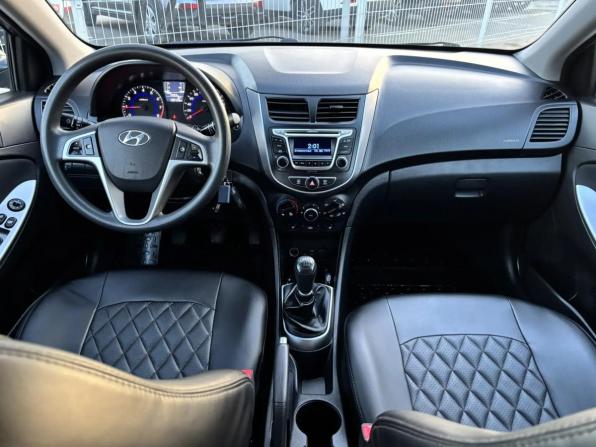 Hyundai Solaris I Рестайлинг с пробегом 2015 года, цена 912 961 рубль, 138348 км, хэтчбек, Автокод Объявления