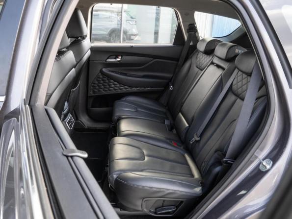 Hyundai Santa Fe IV Рестайлинг с пробегом 2021 года, цена 3 830 000 рублей, 92782 км, внедорожник, Автокод Объявления