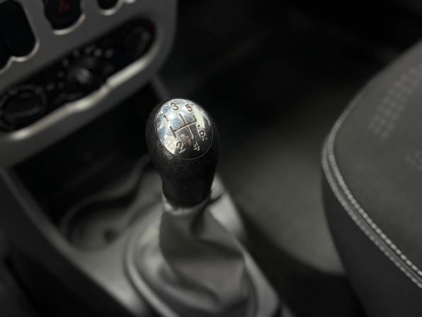 Renault Sandero I с пробегом 2013 года, цена 650 000 рублей, 155000 км, хэтчбек, Автокод Объявления