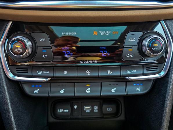 Hyundai Santa Fe IV с пробегом 2020 года, цена 3 300 000 рублей, 41000 км, внедорожник, Автокод Объявления