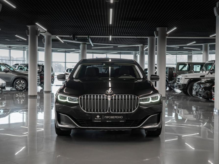 BMW 7 серии VI (G11/G12) Рестайлинг Москва  - изображение 3