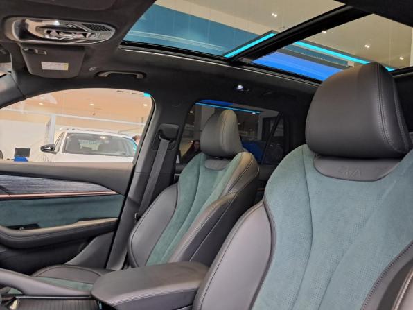 Geely Monjaro I с пробегом 2024 года, цена 3 720 000 рублей, 20128 км, внедорожник, Автокод Объявления