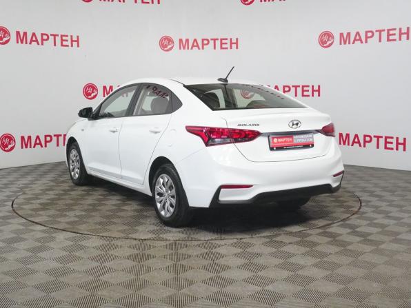 Hyundai Solaris II с пробегом 2017 года, цена 800 000 рублей, 123117 км, седан, Автокод Объявления