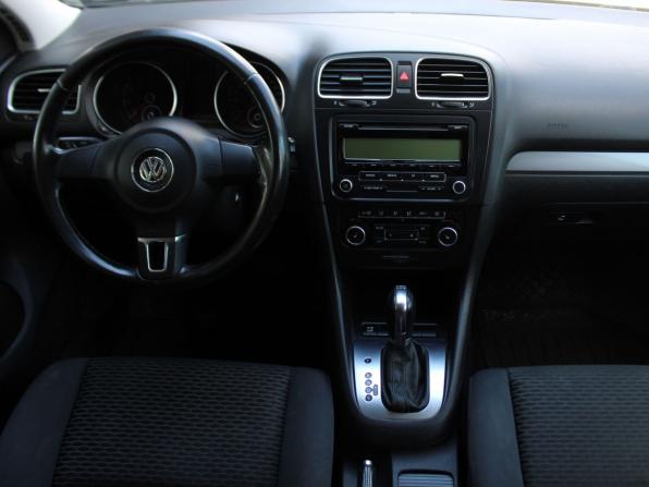 Volkswagen Golf VI с пробегом 2011 года, цена 649 000 рублей, 234312 км, хэтчбек, Автокод Объявления