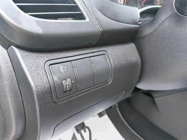 Hyundai Solaris I с пробегом 2011 года, цена 549 900 рублей, 169900 км, седан, Автокод Объявления