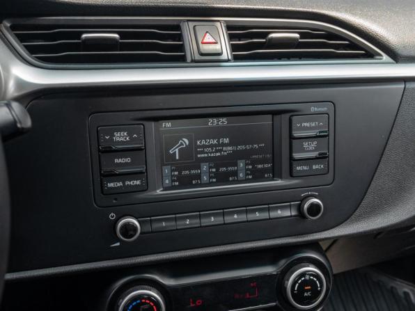 Kia Rio IV Рестайлинг с пробегом 2020 года, цена 1 320 000 рублей, 121796 км, седан, Автокод Объявления
