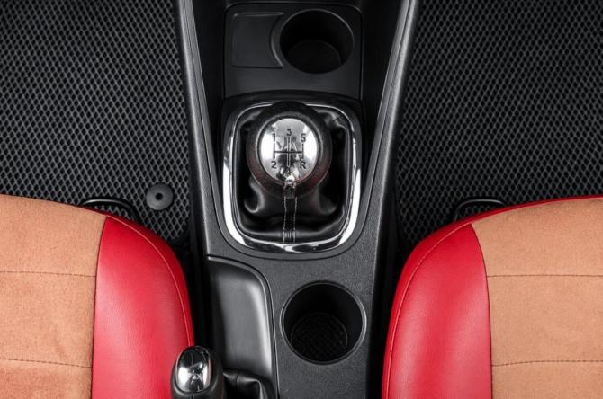 Renault Megane III Рестайлинг с пробегом 2014 года, цена 879 000 рублей, 99000 км, хэтчбек, Автокод Объявления