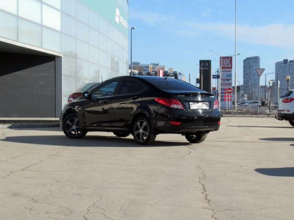 Hyundai Solaris I с пробегом 2013 года, цена 590 000 рублей, 199479 км, седан, Автокод Объявления