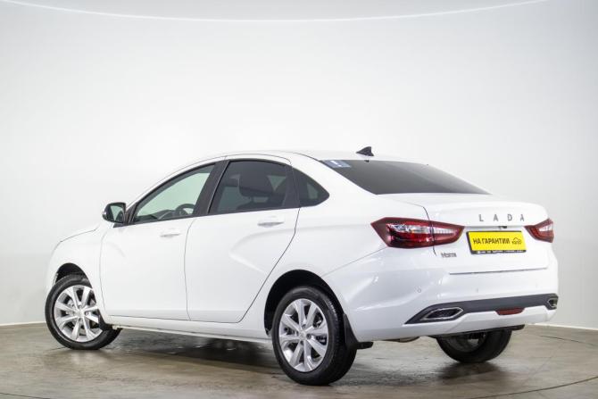 Lada (ВАЗ) Vesta I Рестайлинг (NG) с пробегом 2025 года, цена 1 679 000 рублей, 3777 км, седан, Автокод Объявления