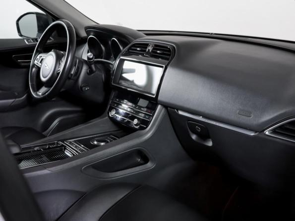 Jaguar F-Pace I Рестайлинг с пробегом 2020 года, цена 3 861 000 рублей, 100000 км, внедорожник, Автокод Объявления