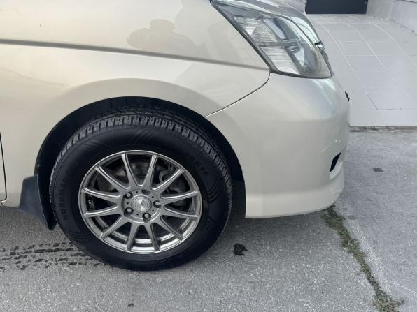 Toyota ISis I Рестайлинг с пробегом 2011 года, цена 1 050 000 рублей, 156159 км, компактвэн, Автокод Объявления