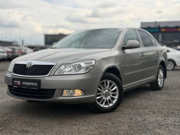 Skoda Octavia II (A5) Рестайлинг с пробегом 2012 года, цена 725 000 рублей, 195607 км, лифтбек, Автокод Объявления