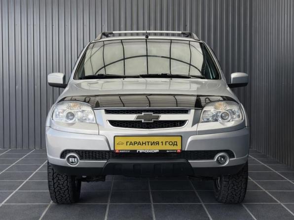 Chevrolet Niva I Рестайлинг с пробегом 2015 года, цена 647 000 рублей, 94283 км, внедорожник, Автокод Объявления