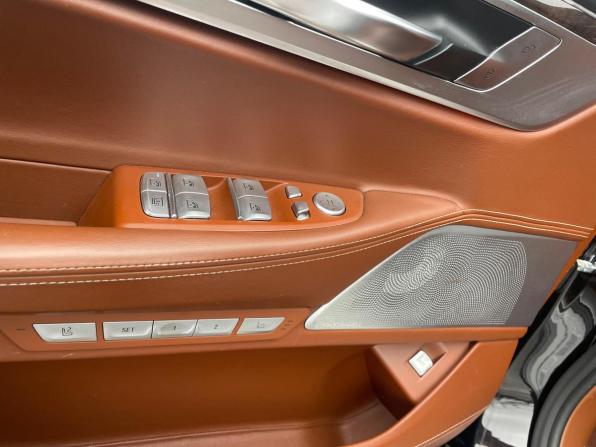 BMW 7 серии VI (G11/G12) с пробегом 2016 года, цена 5 280 000 рублей, 106250 км, седан, Автокод Объявления