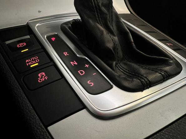 Volkswagen Passat B7 с пробегом 2012 года, цена 899 000 рублей, 222000 км, седан, Автокод Объявления
