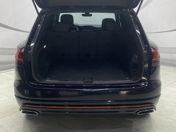 Volkswagen Touareg III с пробегом 2019 года, цена 4 850 000 рублей, 152000 км, внедорожник, Автокод Объявления