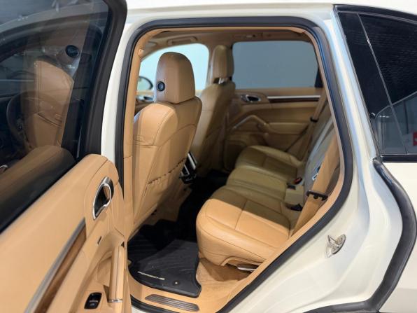 Porsche Cayenne II (958) с пробегом 2011 года, цена 2 340 000 рублей, 189000 км, внедорожник, Автокод Объявления