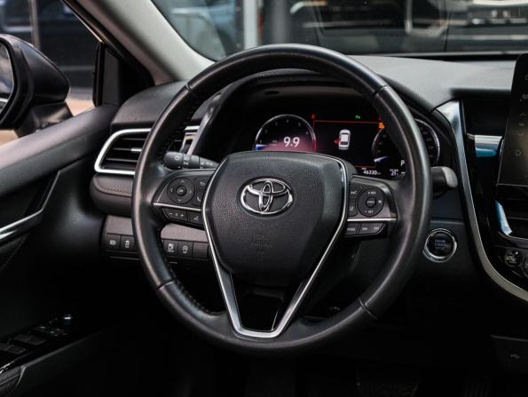 Toyota Camry VIII (XV70) Рестайлинг с пробегом 2022 года, цена 3 590 000 рублей, 46329 км, седан, Автокод Объявления
