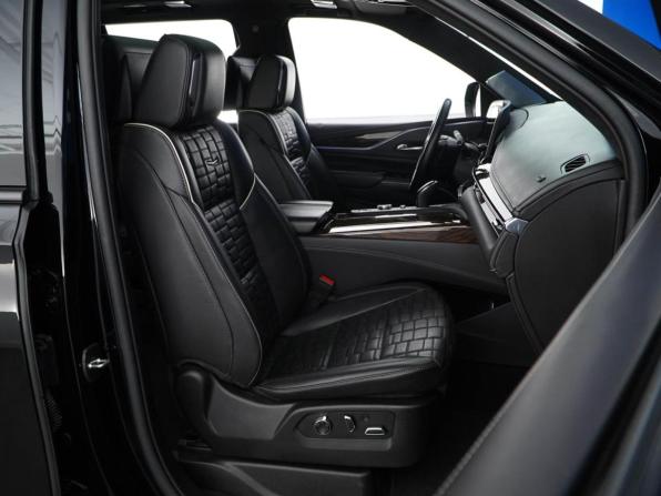 Cadillac Escalade V с пробегом 2021 года, цена 8 499 999 рублей, 92716 км, внедорожник, Автокод Объявления