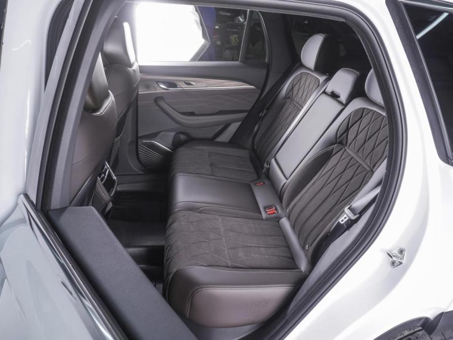 Geely Monjaro I Рестайлинг 2 Ростов-на-Дону  - изображение 9