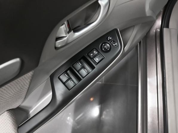Honda Civic IX с пробегом 2012 года, цена 1 295 000 рублей, 173653 км, седан, Автокод Объявления