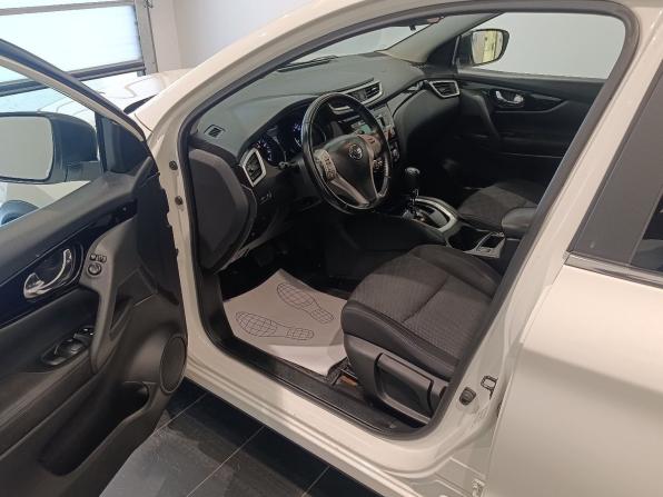 Nissan Qashqai II с пробегом 2017 года, цена 989 000 рублей, 181000 км, внедорожник, Автокод Объявления