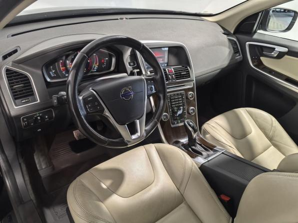 Volvo XC60 I Рестайлинг с пробегом 2016 года, цена 2 784 000 рублей, 88030 км, внедорожник, Автокод Объявления